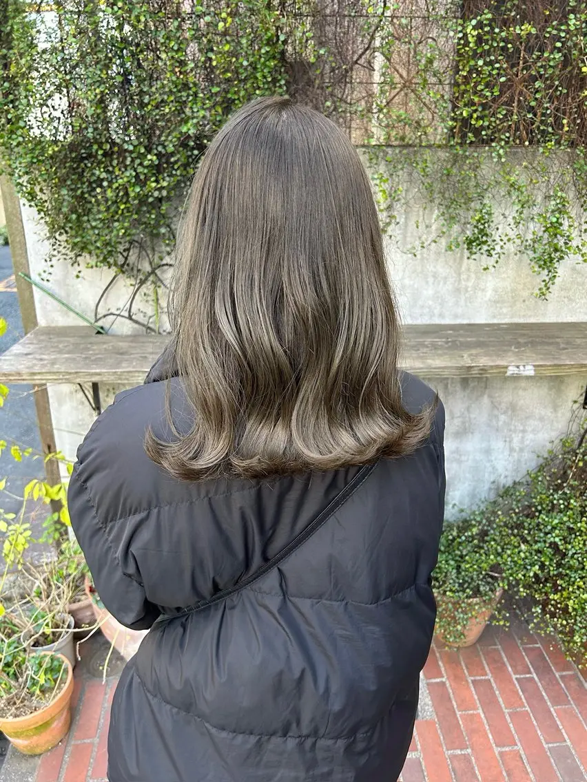 セミロング カラー ヘアカラー トリートメント 🫧透明感カラー/ Ami🫧のヘアスタイル