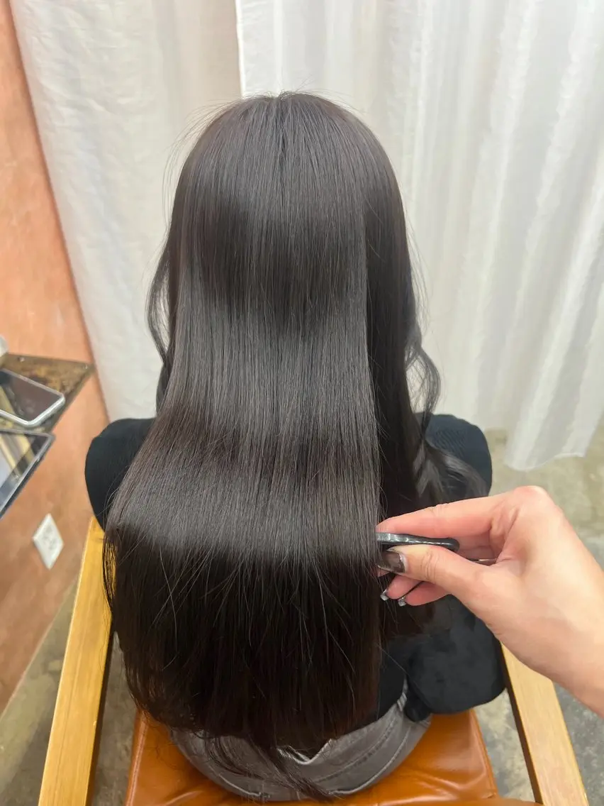 セミロング ヘアカラー トリートメント ともざねゆか UniQ/岡山駅のヘアスタイル