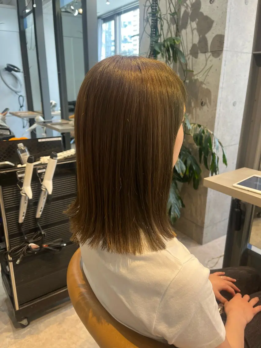 ミディアム カラー カット ヘアカラー うしだ かおるのヘアスタイル