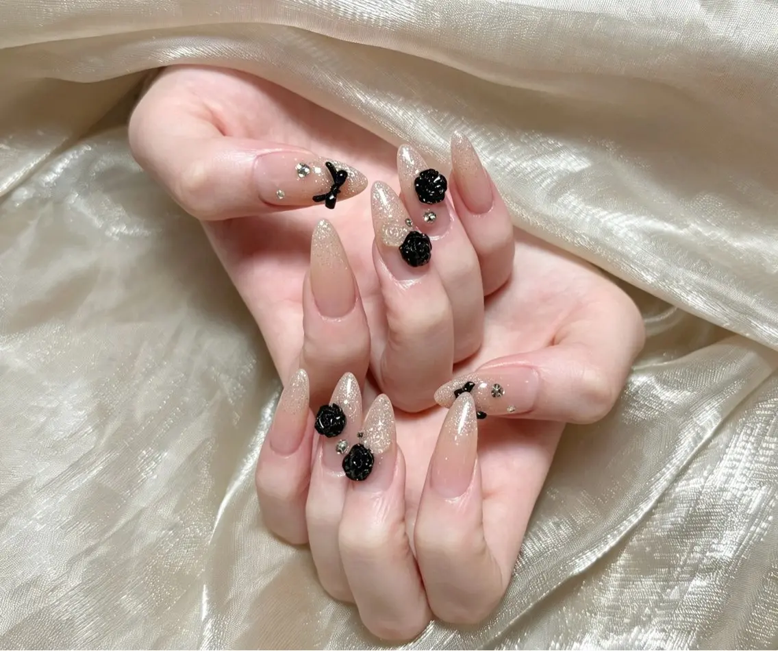ネイル チークネイル 長さ出し フレンチネイル ジェルネイル 韓国ネイル ハンドネイル Lucky Nail Salon❶のネイルデザイン