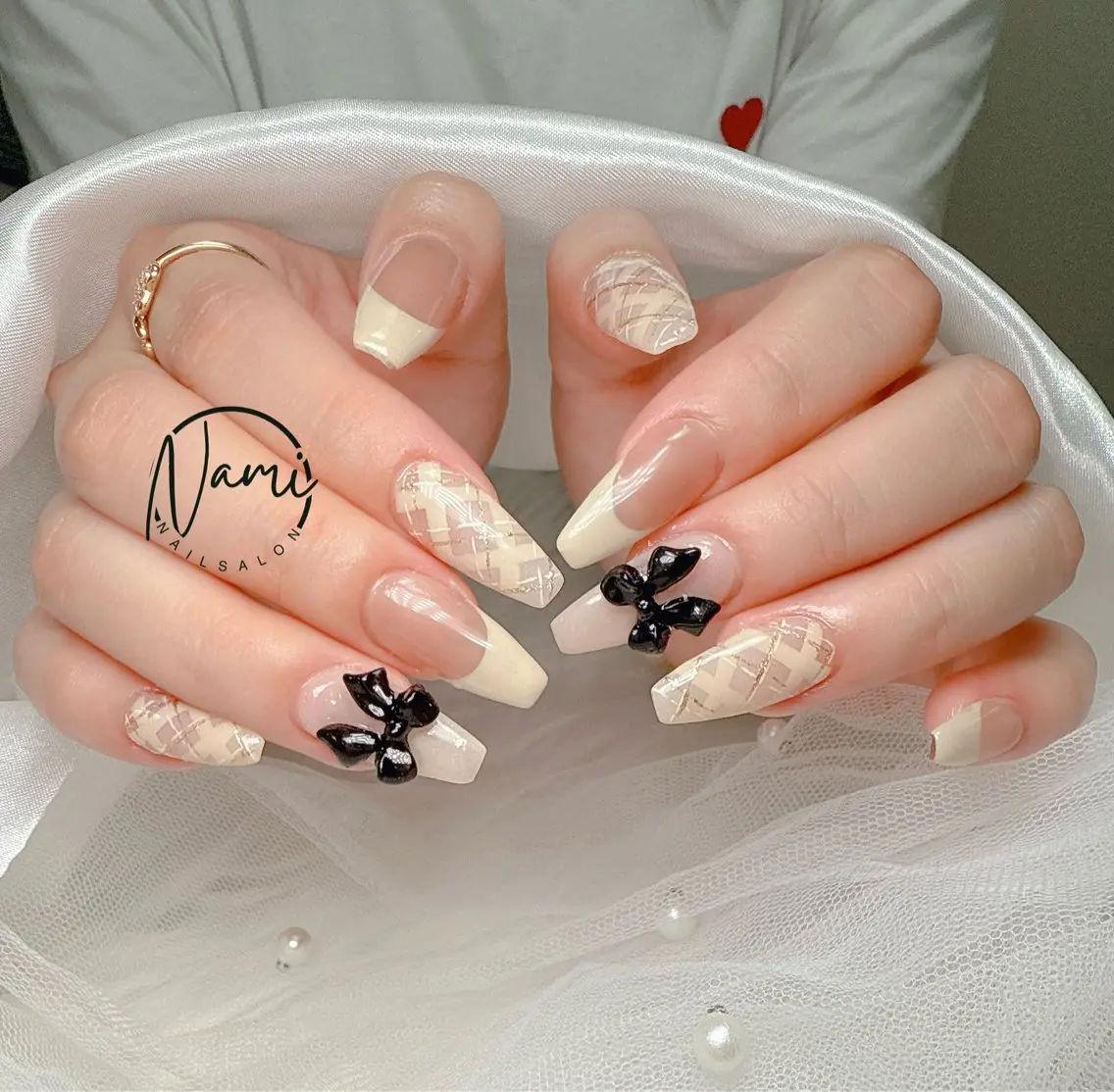 ネイル アートネイル フットネイル ジェルネイル キラキラネイル マグネットネイル Nami nail salonのネイルデザイン