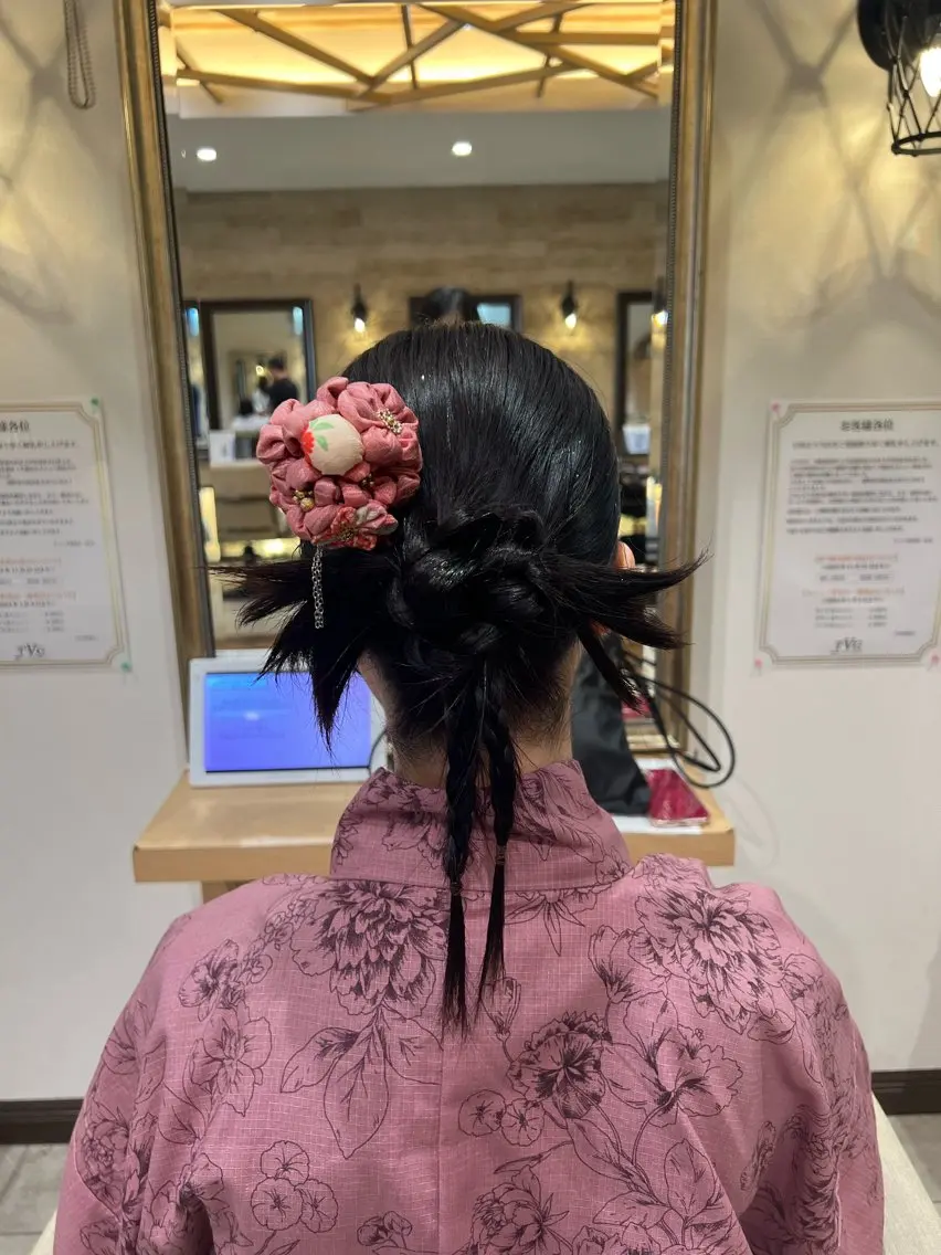セミロング FUJIIKANON /パーマモデル募集中のヘアスタイル