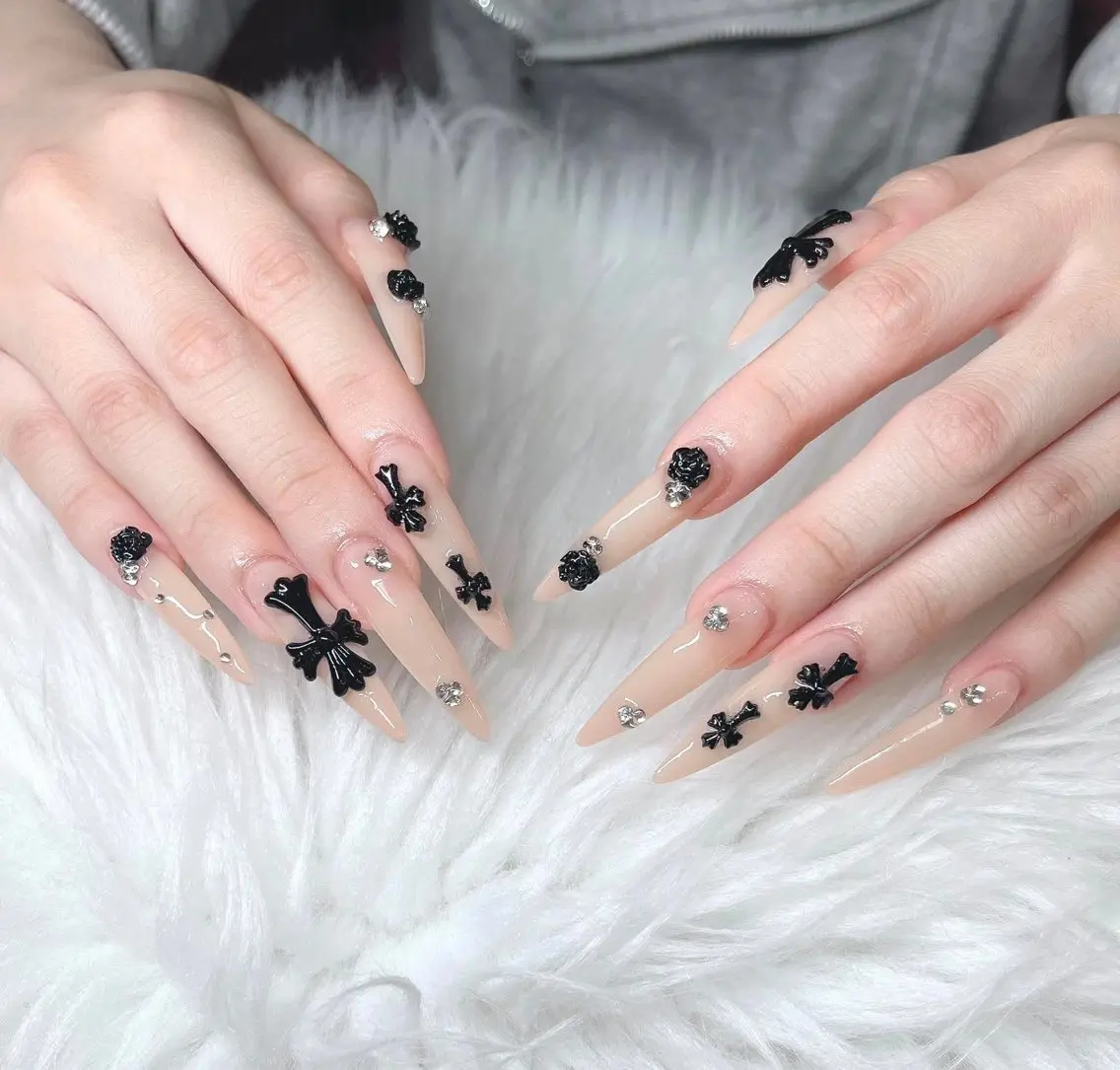 ネイル 長さ出し グラデーション 卒業式 キラキラネイル マグネットネイル Lee Nailsのネイルデザイン