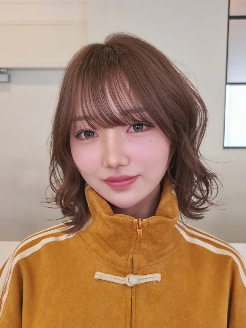 顔まわりカット✨動画撮影、SNS投稿OK✨顔出しOK✨前髪あり、おくれ毛ありのスタイル限定の写真