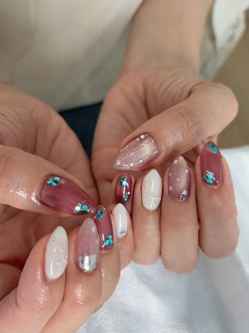 ネイル ホログラムネイル マグネットネイル パープル ハンドネイル tytto nail ❤︎eriのネイルデザイン