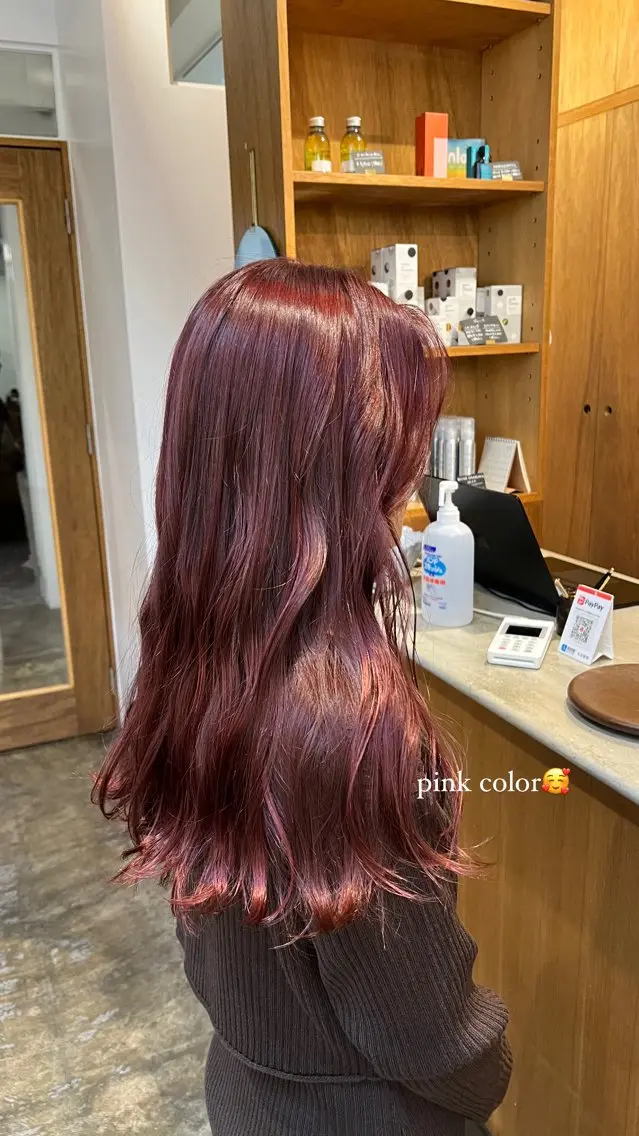 セミロング ヘアカラー 鈴木 三保のヘアスタイル