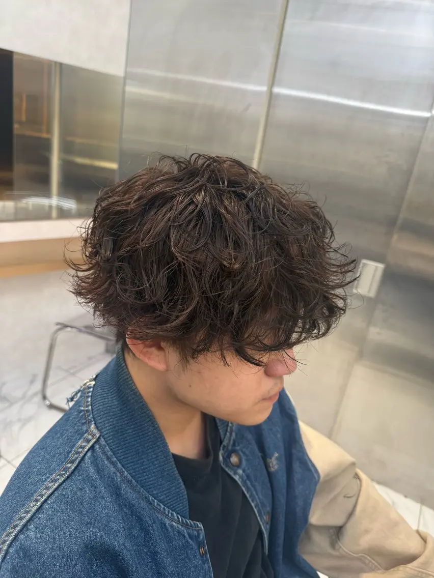 パーマ 本田 有里のヘアスタイル