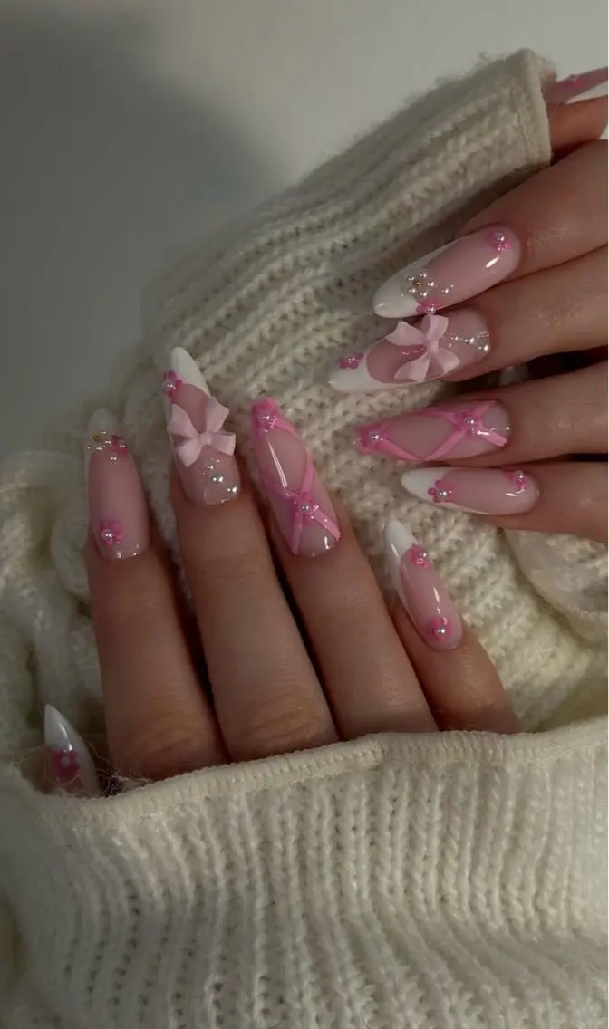 ネイル フレンチネイル キラキラネイル 韓国ネイル シンプルネイル ワンホンネイル ハンドネイル MEI Nailのネイルデザイン