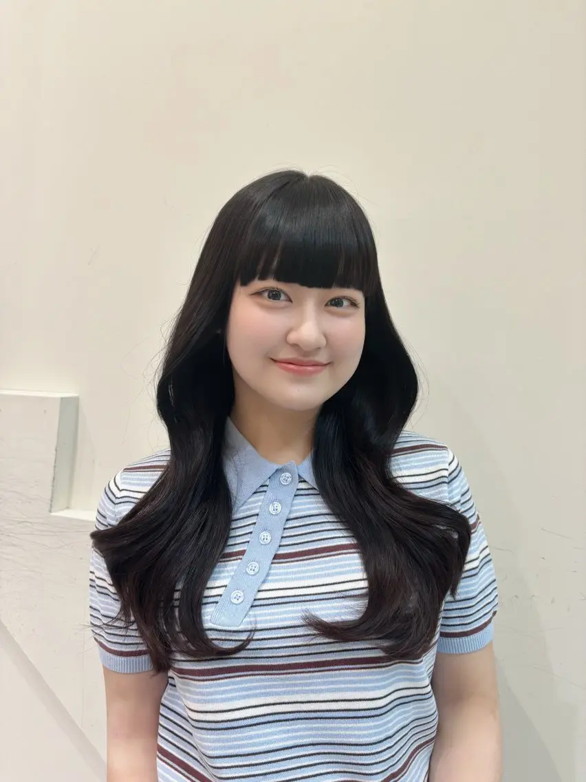 ロング カット ヘアカラー 透明感グレージュ/ 縮毛矯正/静岡のヘアスタイル