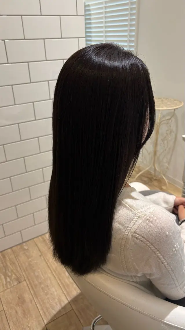 ミディアム カラー カット ヘアカラー 似合わせ 顔周りYUUGAのヘアスタイル