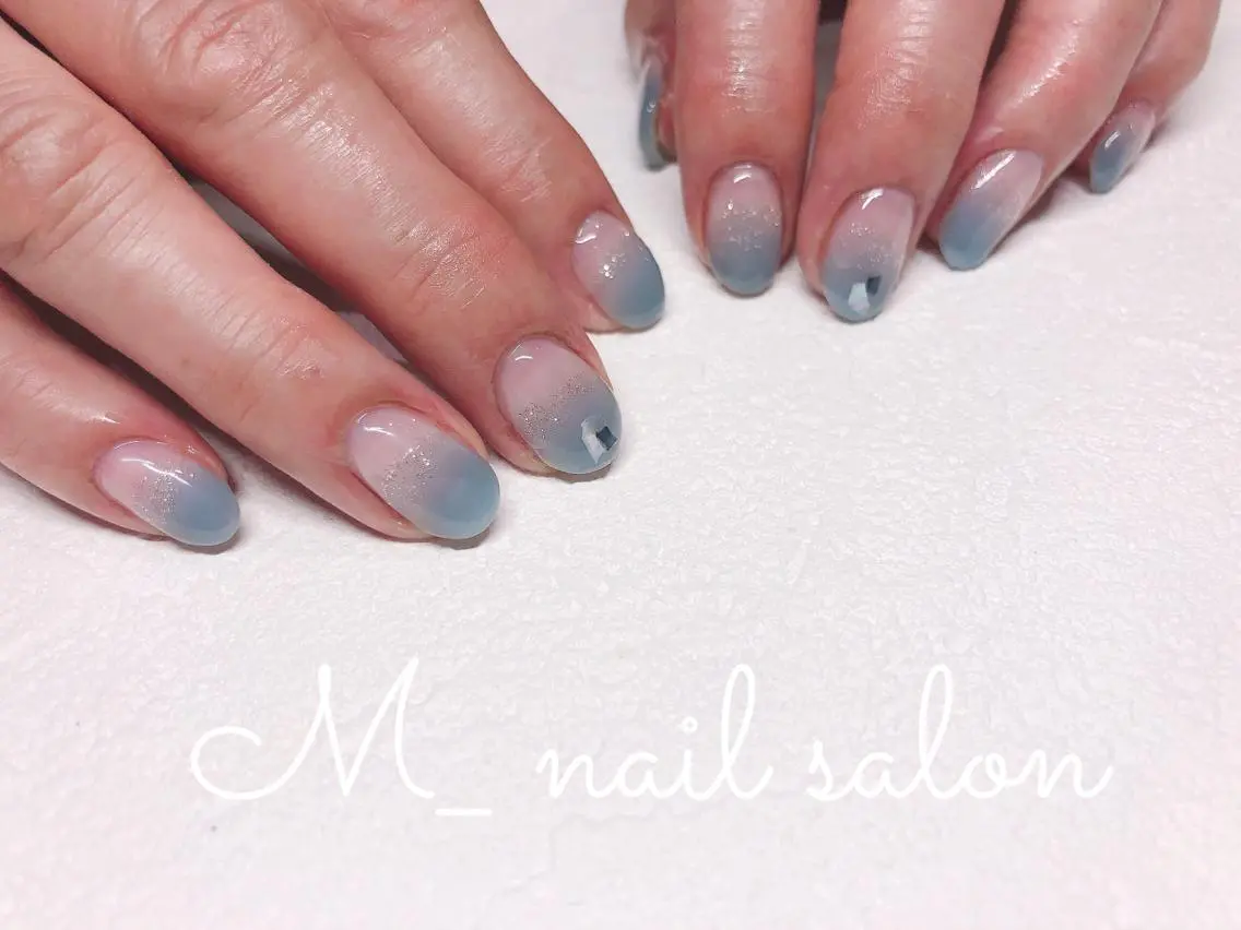 ネイル シンプルネイル M_ nail salonのネイルデザイン