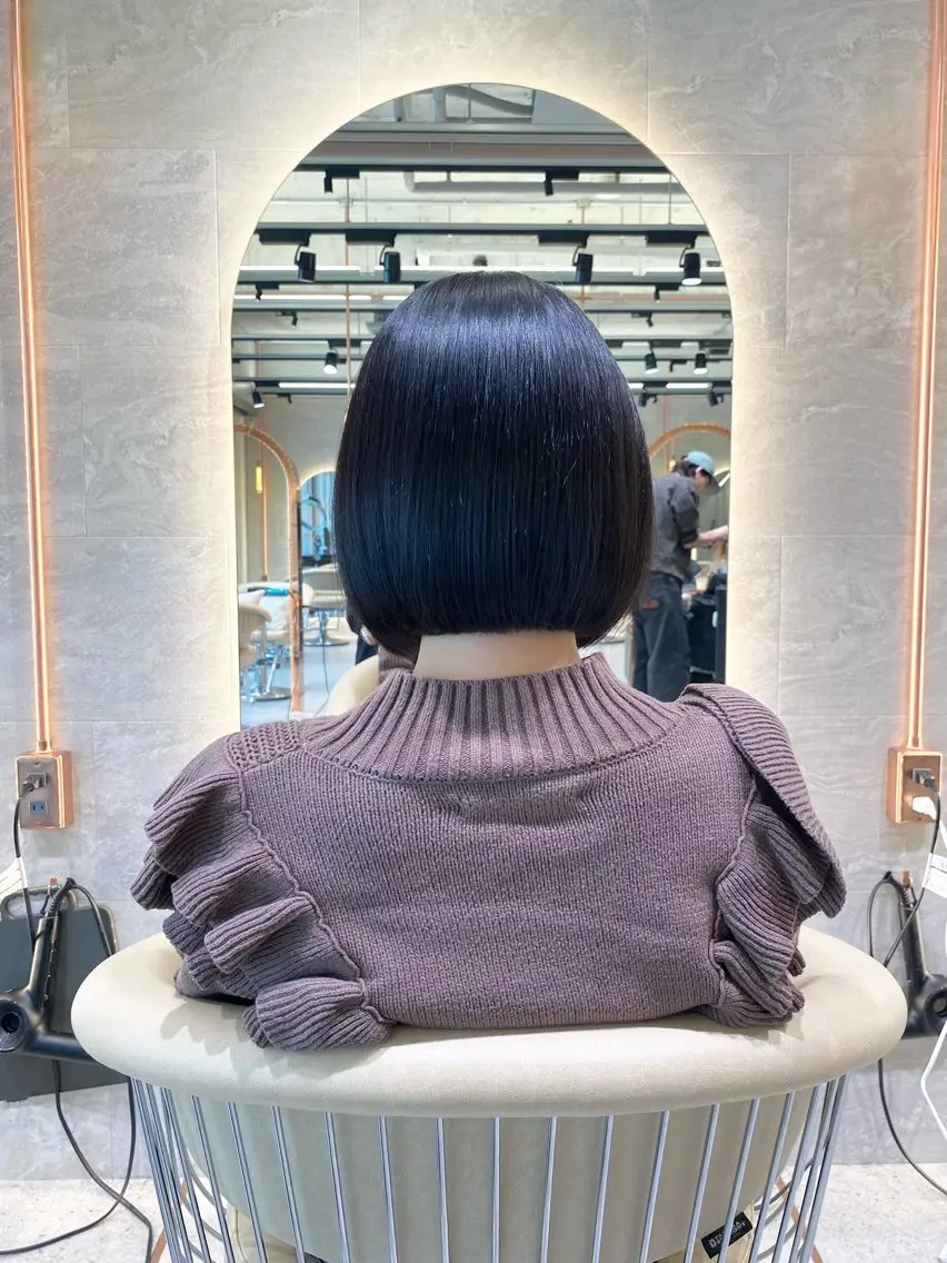 ショート カット 縮毛矯正 トリートメント ‎🤍髪質改善‎🤍 レイヤーカット‎🤍のヘアスタイル