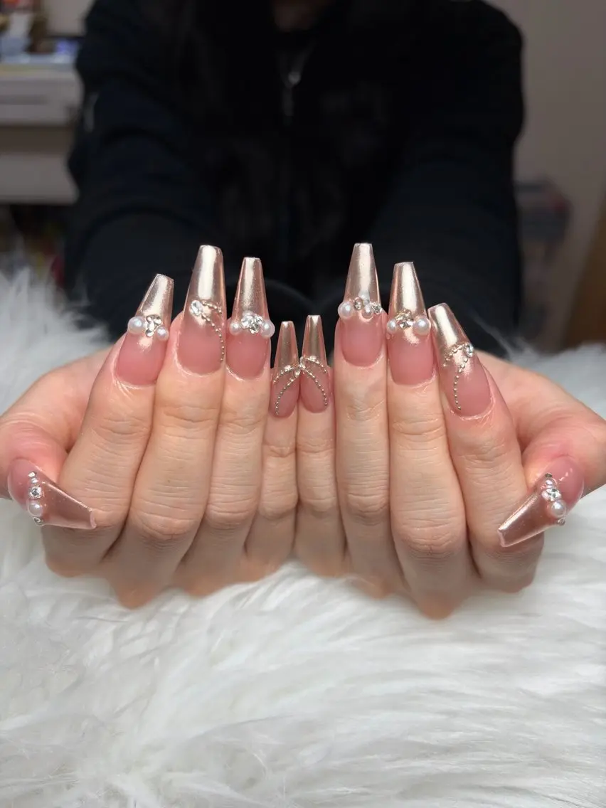 ネイル アートネイル 長さ出し ジェルネイル 韓国ネイル マグネットネイル ハンドネイル Cloudy Chan Nailのネイルデザイン