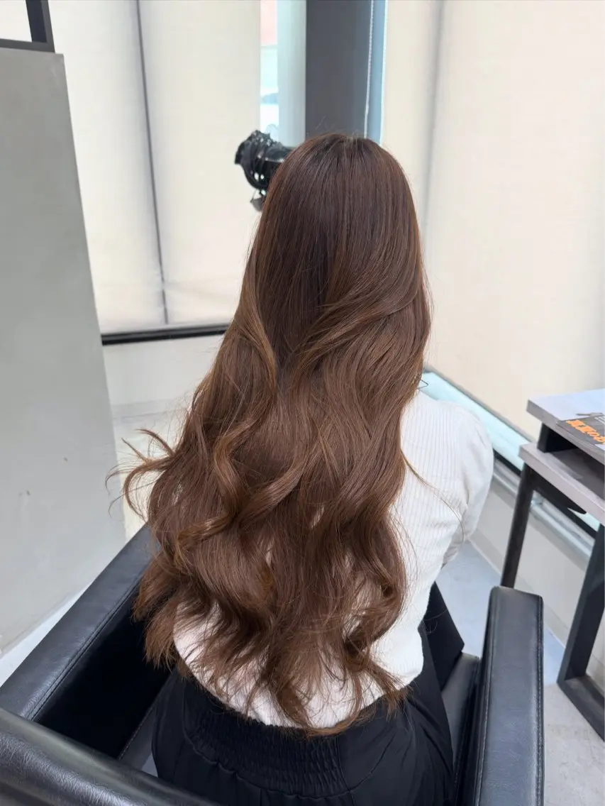 ロング カラー カット ヘアカラー 韓国ヘア🇰🇷 YUKINAのヘアスタイル