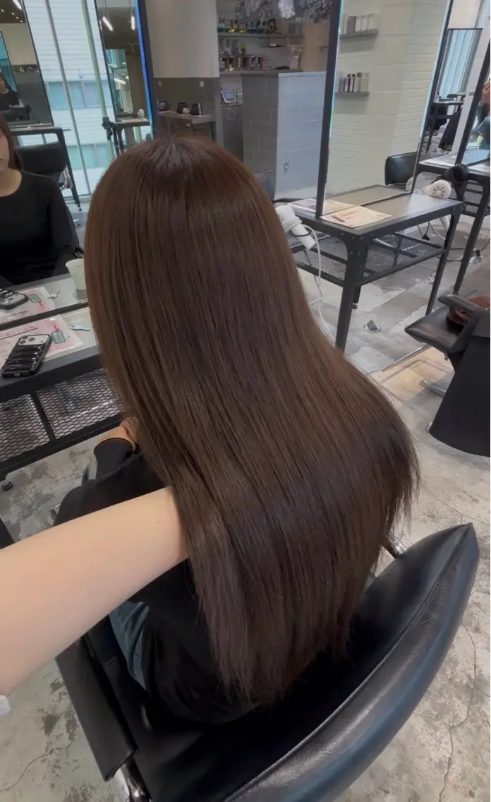 ロング カラー 透明感カラー ヘアカラー トリートメント ダメージレス艶髪 🦋MISAKI🦋のヘアスタイル