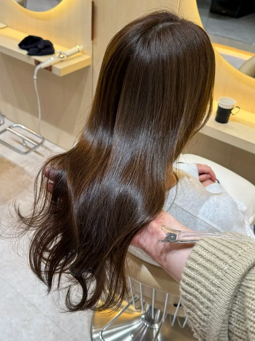 ロング カット ヘアカラー トリートメント 🩵縮毛矯正・ボブ 岩原朋也🩵のヘアスタイル