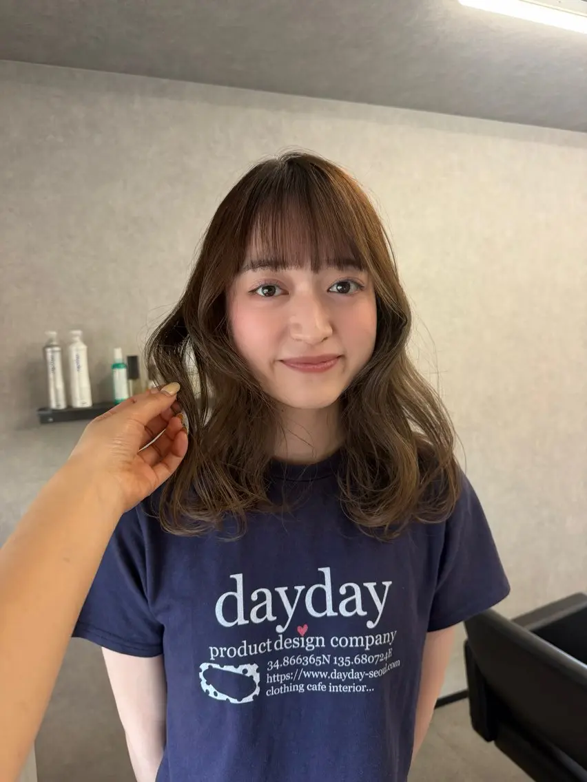 セミロング カラー 顔周りカット カット ヘアカラー アヤカ （AYAKA）のヘアスタイル