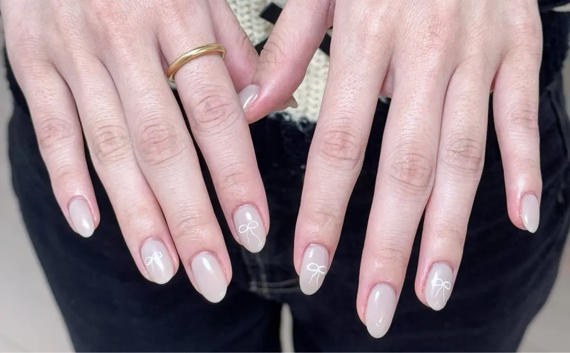 ネイル アートネイル オーロラネイル チークネイル フレンチネイル ガラスフレンチ ハンドネイル 🎀🎀YooLi Nail Salonのネイルデザイン