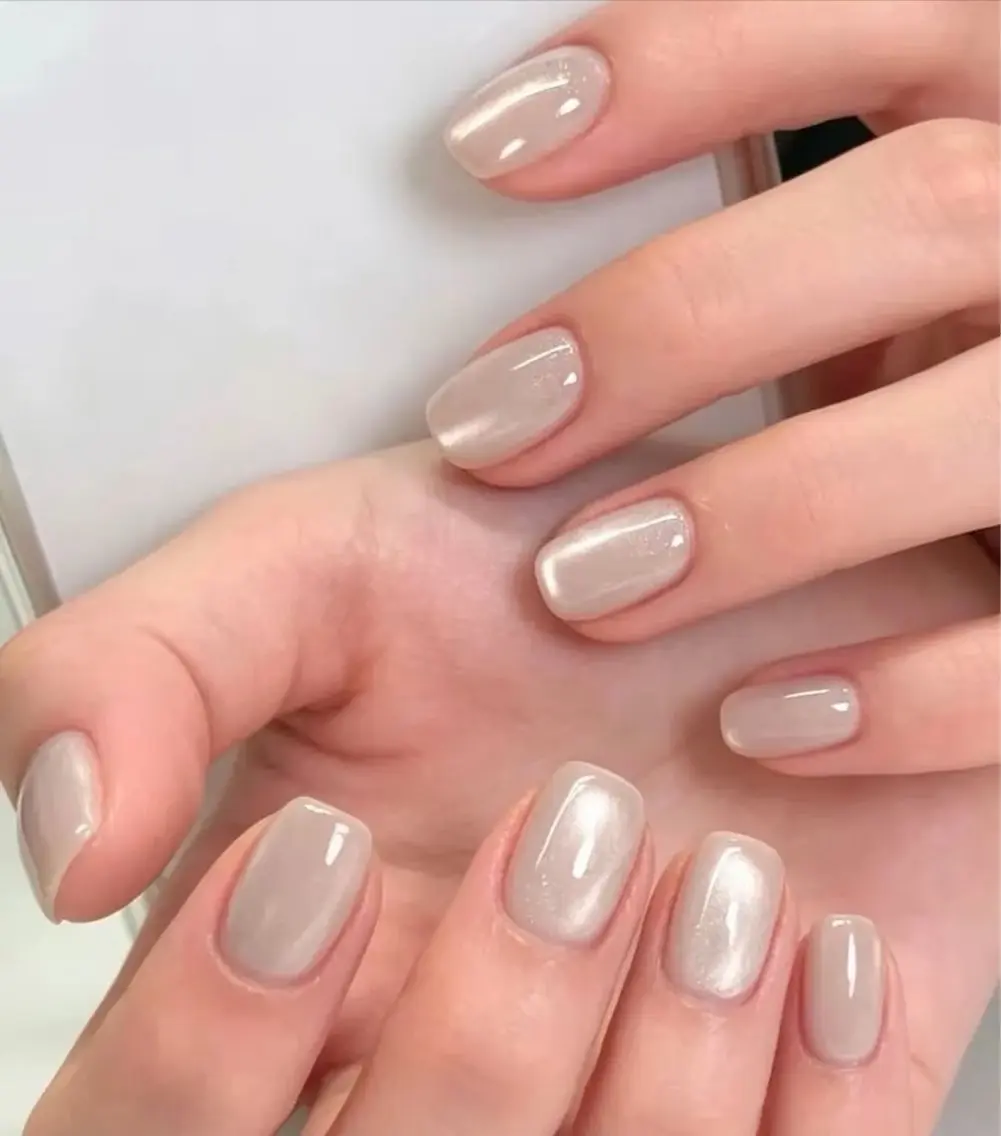 ネイル オーロラネイル 長さ出し フラッシュネイル フラワーネイル ホログラムネイル ハンドネイル 🎀 Ruruのネイルデザイン