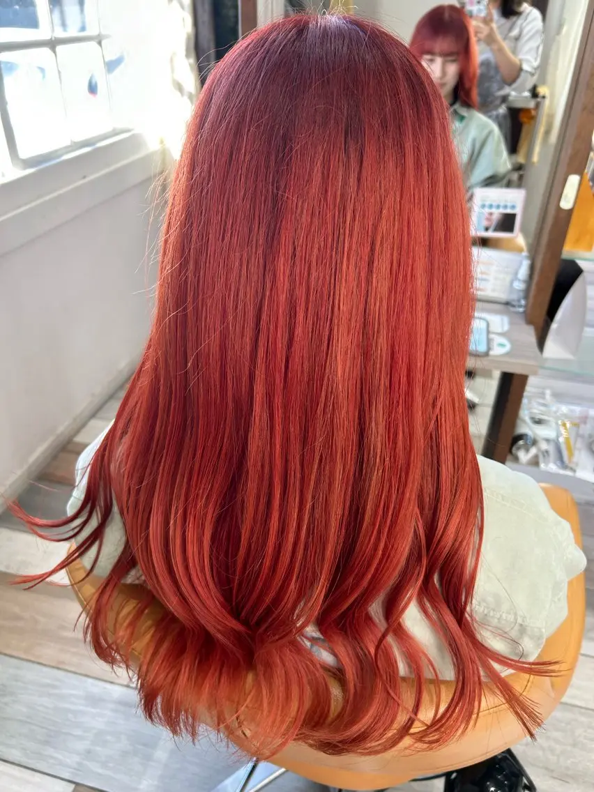 ロング カラー 荒木 友那のヘアスタイル