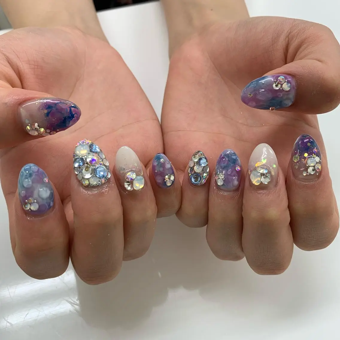 ネイル ハンドネイル 五十嵐 美智のネイルデザイン