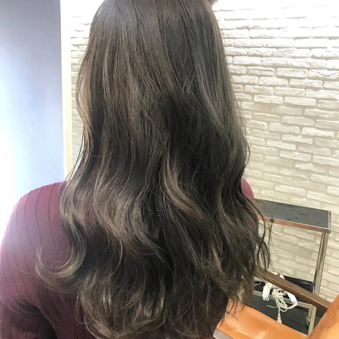 ロング カラー レイヤー べージュ 白石研太のヘアスタイル