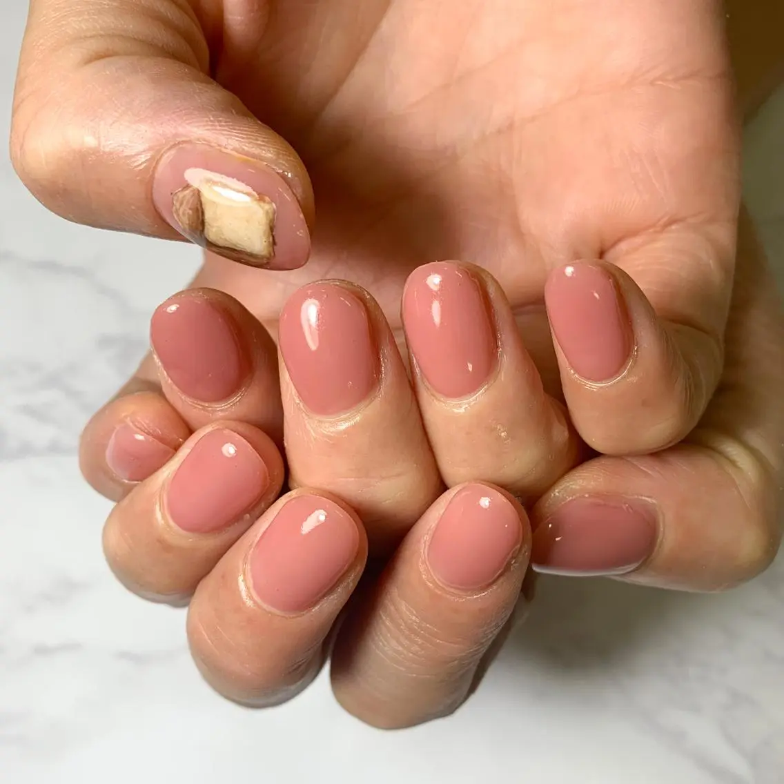 ネイル ハンドネイル FIORITURA aiのネイルデザイン