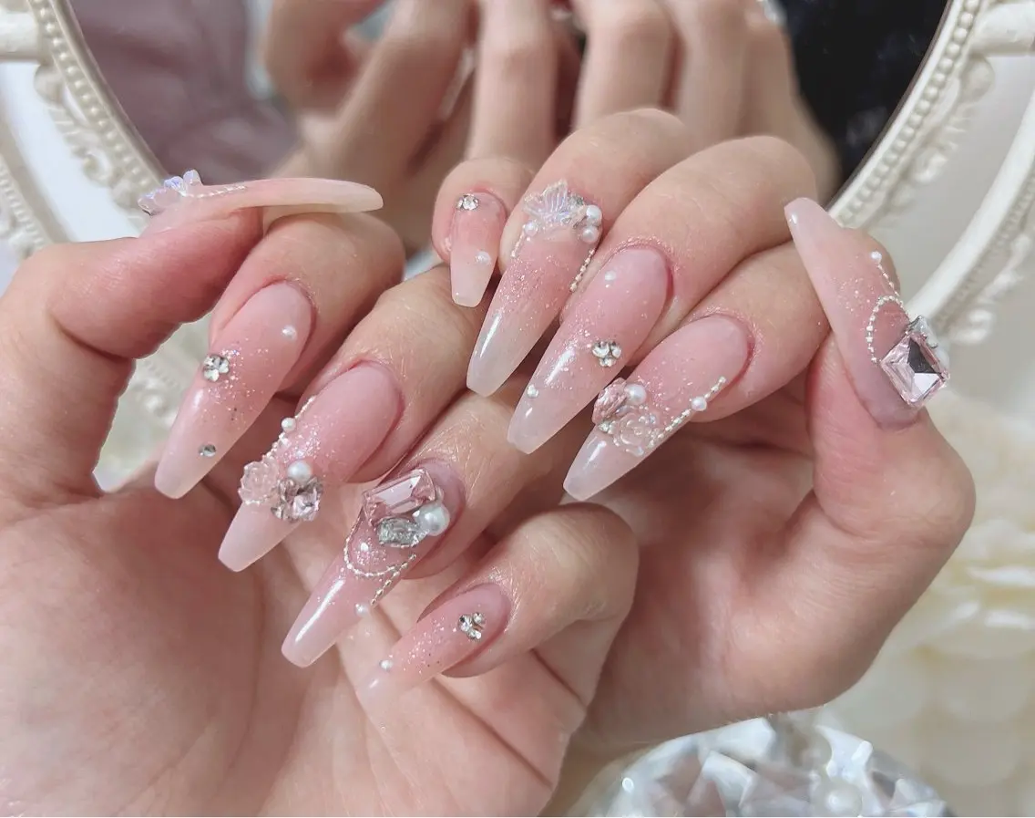 🩷パーツのせ放題🩷 アートやり放題コース🎀可愛いお写真プレゼント🫧ドリンクサービス有🥤動画視聴可能◎の写真
