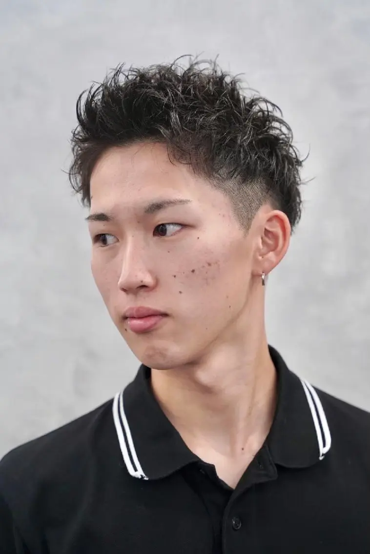 ショート メンズ パーマ アップバング ショートヘア メンズ特化 石田はるむのヘアスタイル