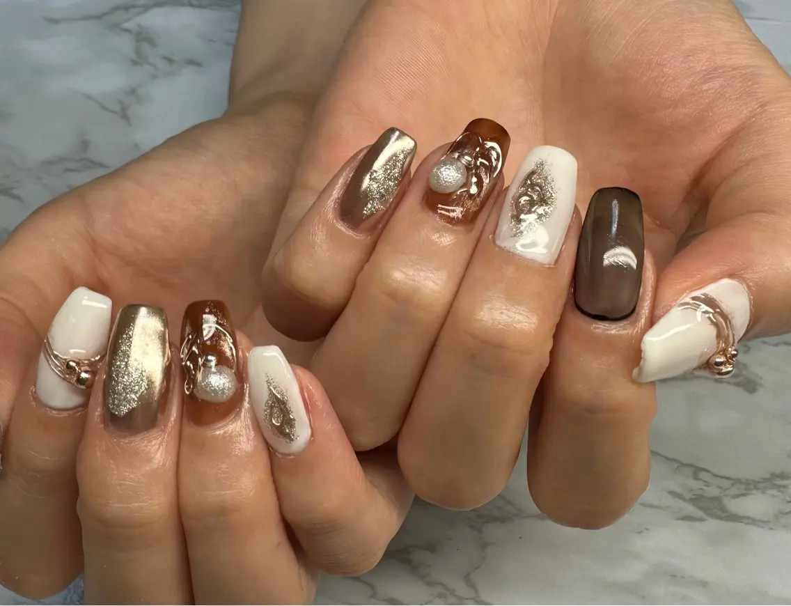 ネイル オーロラネイル ミラーネイル ニュアンスネイル 夏ネイル Mai’s nailのネイルデザイン