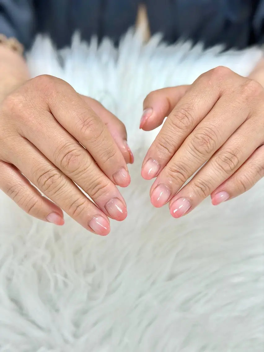 ネイル グラデーション オフィスネイル ピンク シンプルネイル ハンドネイル PROVE 彩華のネイルデザイン