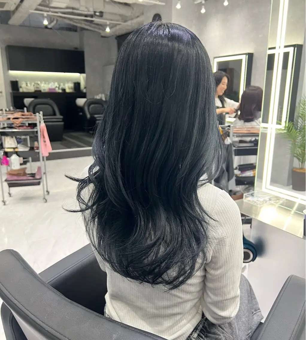 カラー SALOWIN栄 高須大貴のヘアスタイル