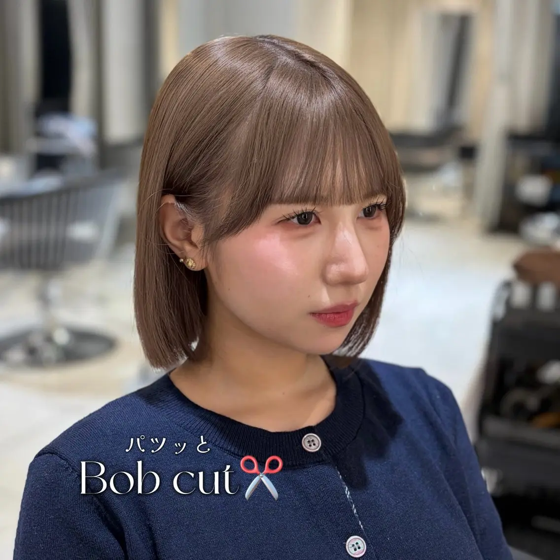 ショート 切りっぱなしボブ ボブ カット ハイトーン/レイヤー reina🤍のヘアスタイル