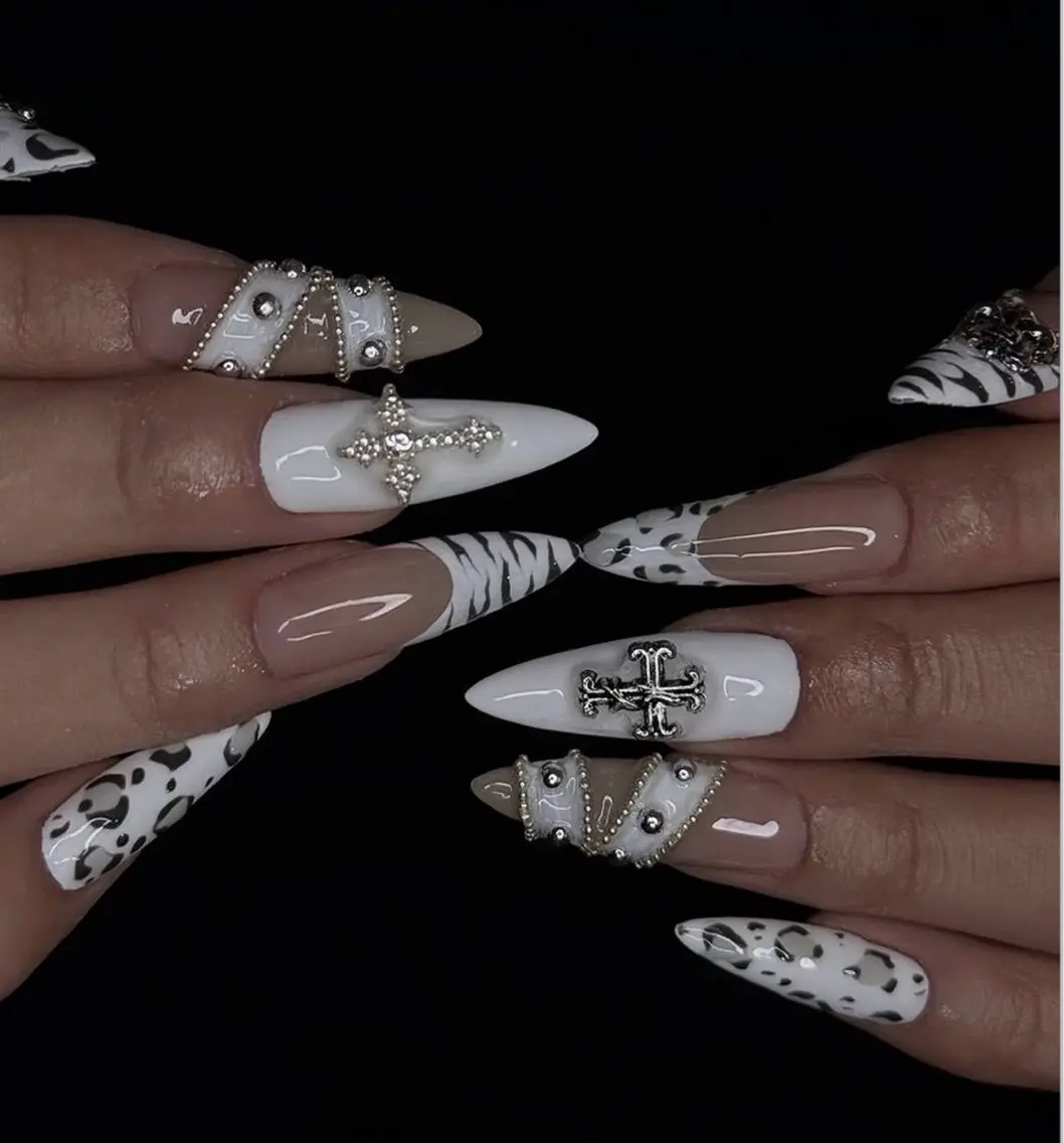ネイル Nailグリン 🍑のネイルデザイン