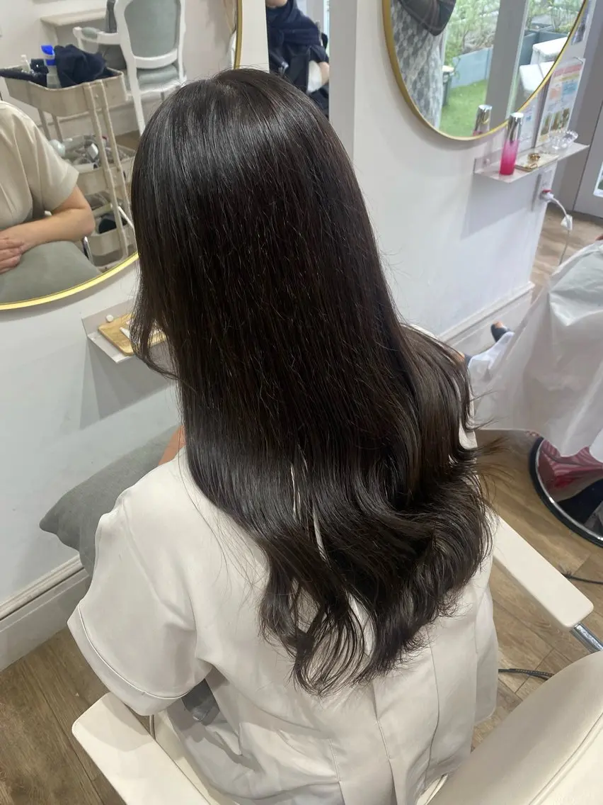 ロング カラー 透明感カラー ヘアカラー トリートメント mio♡ベージュ特化 🎀透明感カラーのヘアスタイル