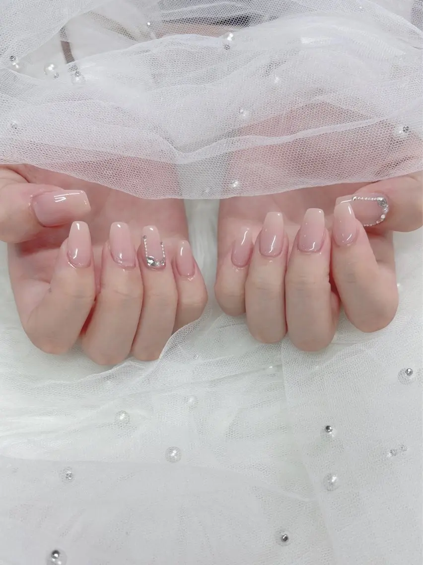 ネイル Cherie mu AYAKAのネイルデザイン