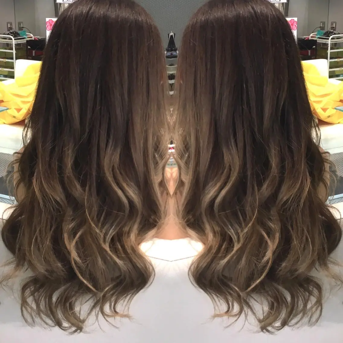ロング カラー バレイヤージュ レイヤーカット 中江 麻友のヘアスタイル