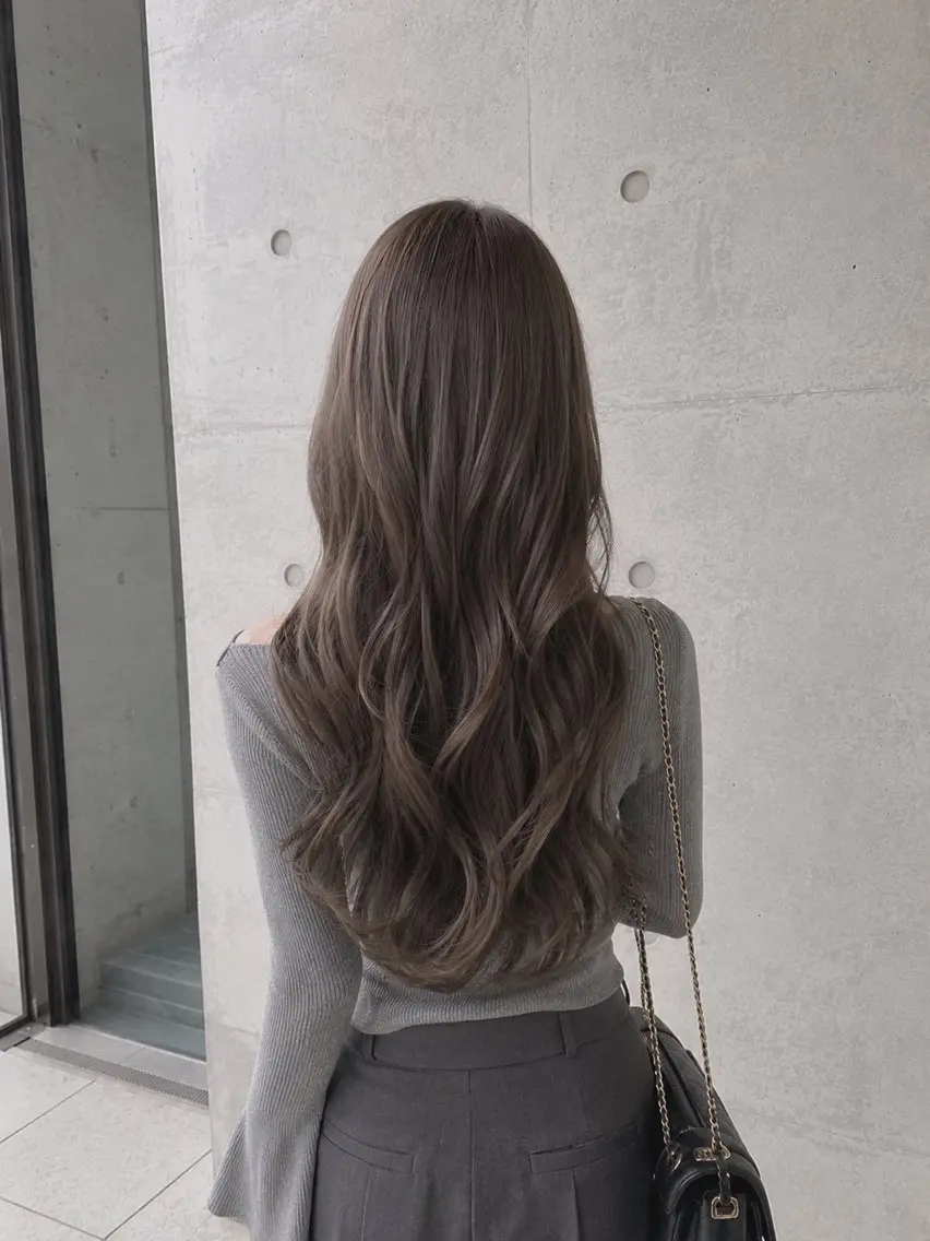 ロング カラー ベージュカラー オリーブベージュ オリーブ特化/透明感 /垢抜け/るき⭐️のヘアスタイル