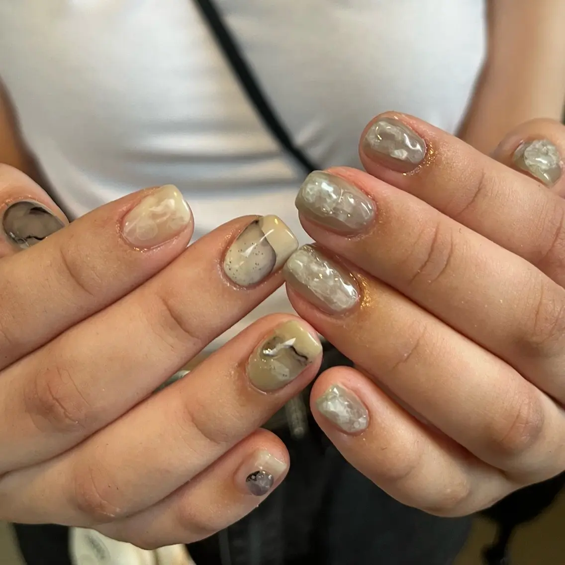 ネイル グリーン ハンドネイル vegh. nail／阿波座のネイルデザイン