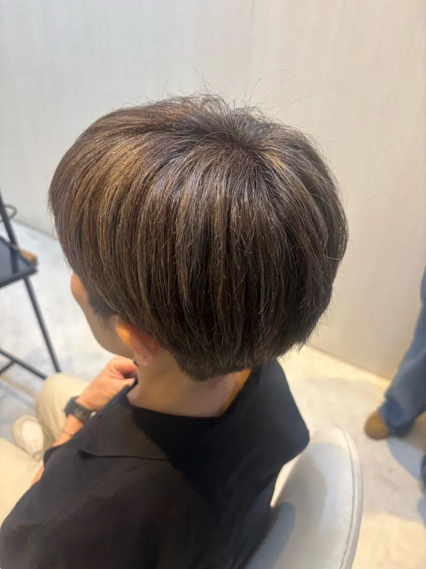 ショート カラー すなが/ハイライト モデル募集中のヘアスタイル