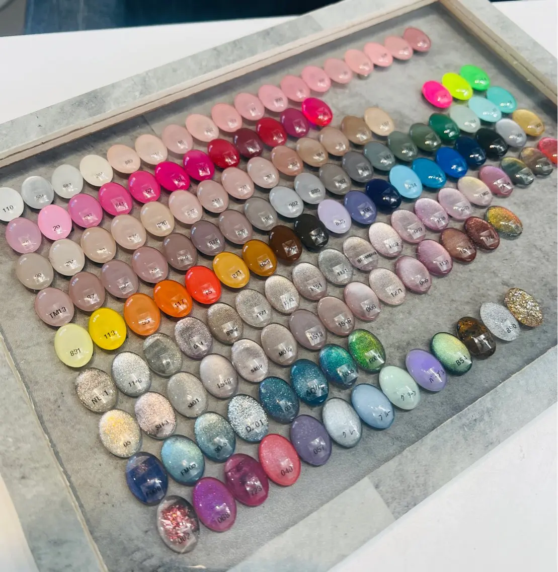 ネイル ハンドネイル フットネイル K- nailのネイルデザイン