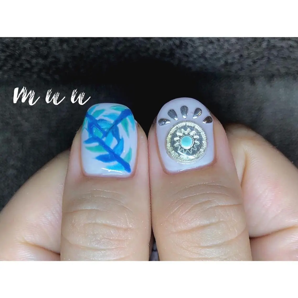 ネイル アートネイル ストーンネイル muu nailのネイルデザイン