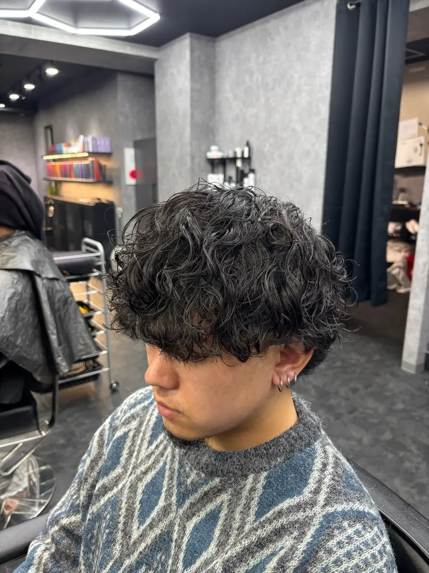 パーマ メンズ カット パーマ シャドウパーマ特化 🩵Chisatoのヘアスタイル
