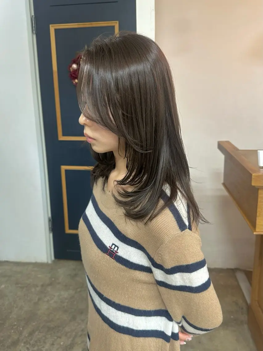 セミロング NAGISA髪質改善 &透明感カラー🪞のヘアスタイル