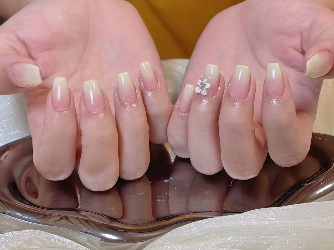 ネイル ハンドネイル AfterSugar NailSlonのネイルデザイン