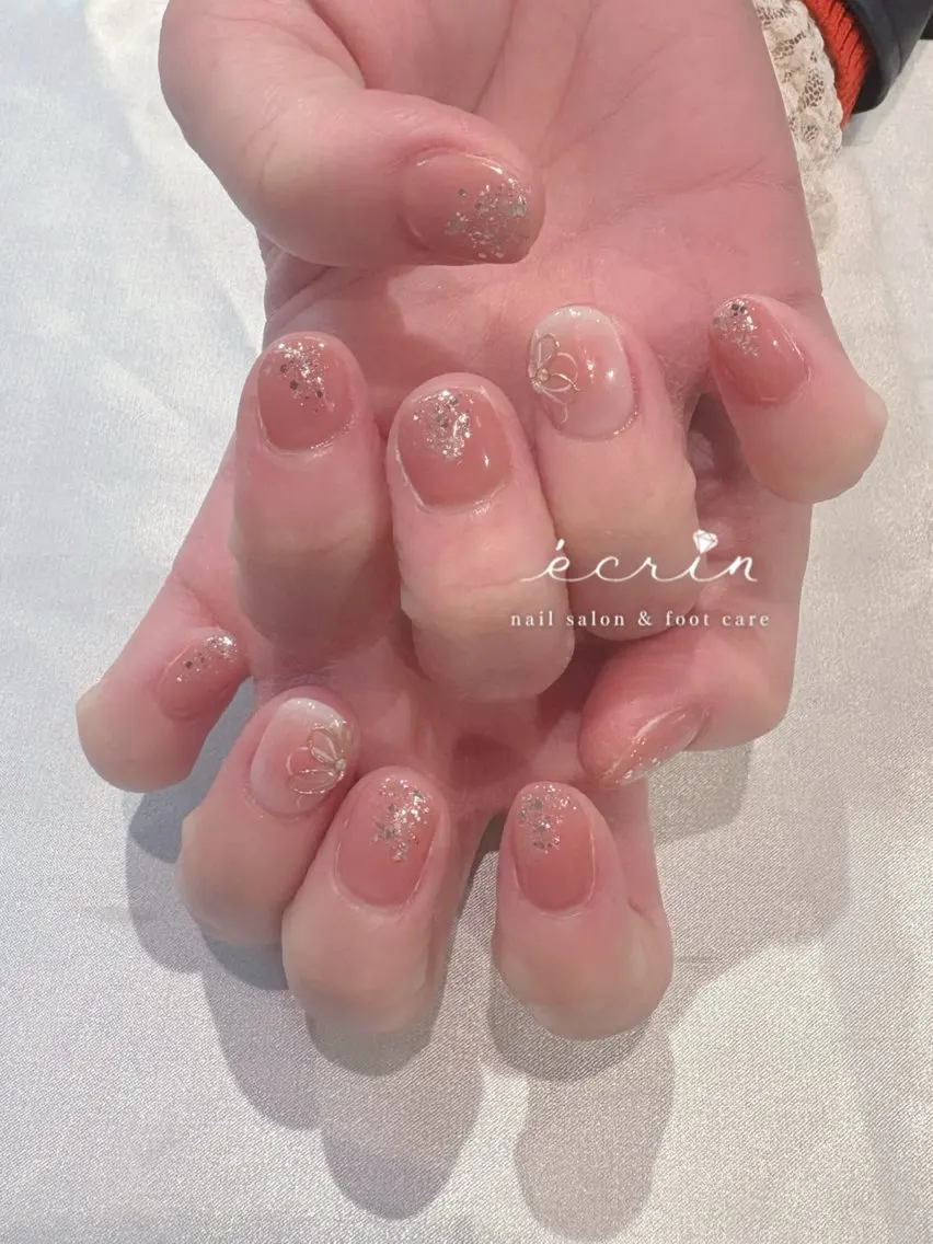 ネイル ecrin エクラン Haruka🌼のネイルデザイン