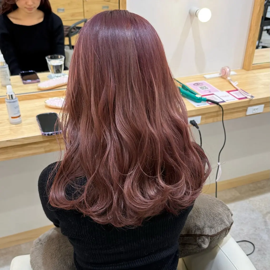 セミロング ヘアカラー 柔らかいbeige ￤韓国￤🩰マユ🩰のヘアスタイル