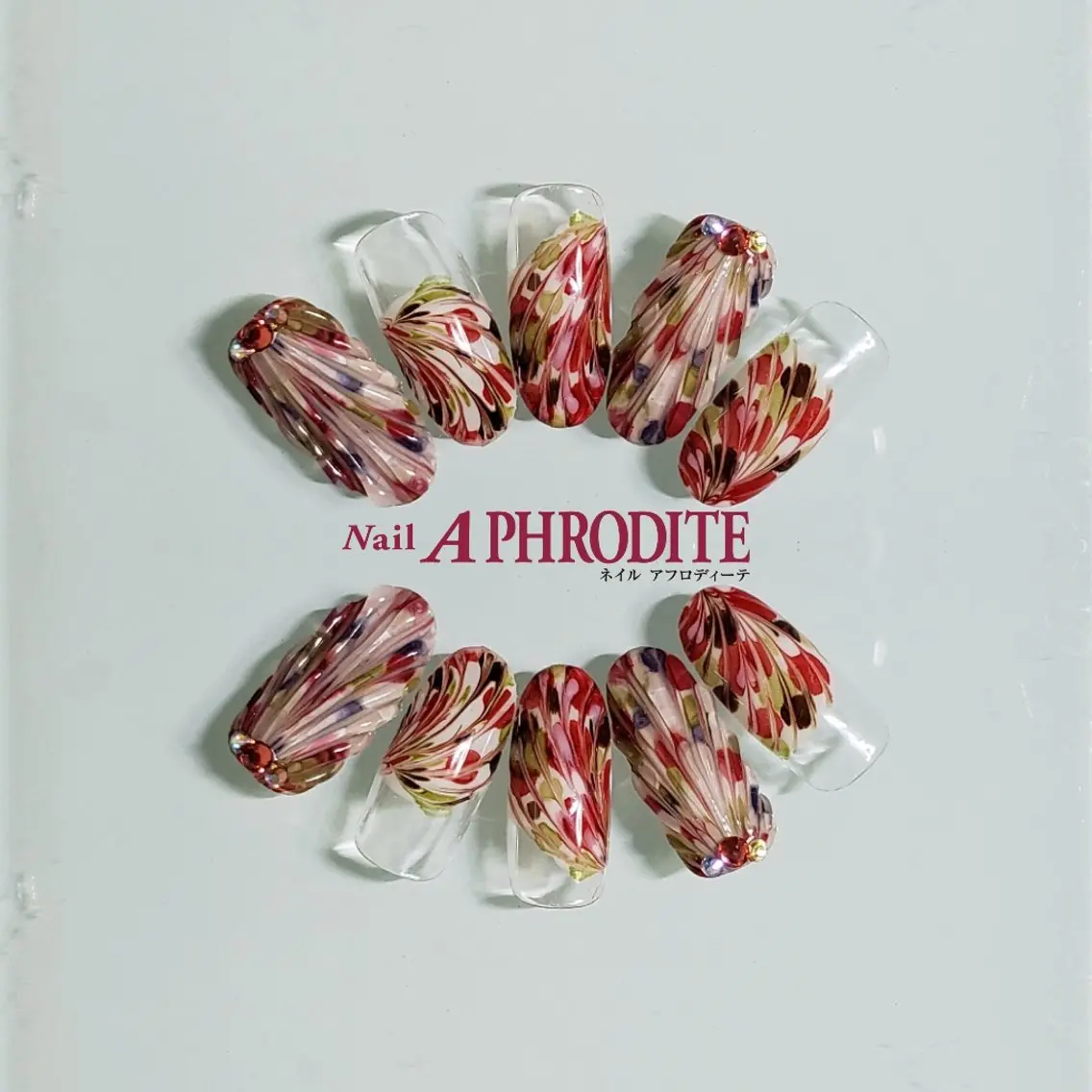 ネイル ジェルネイル ニュアンスネイル スカルプネイル ソフトジェル ネイルチップ ハンドネイル Nail Aphroditeのネイルデザイン