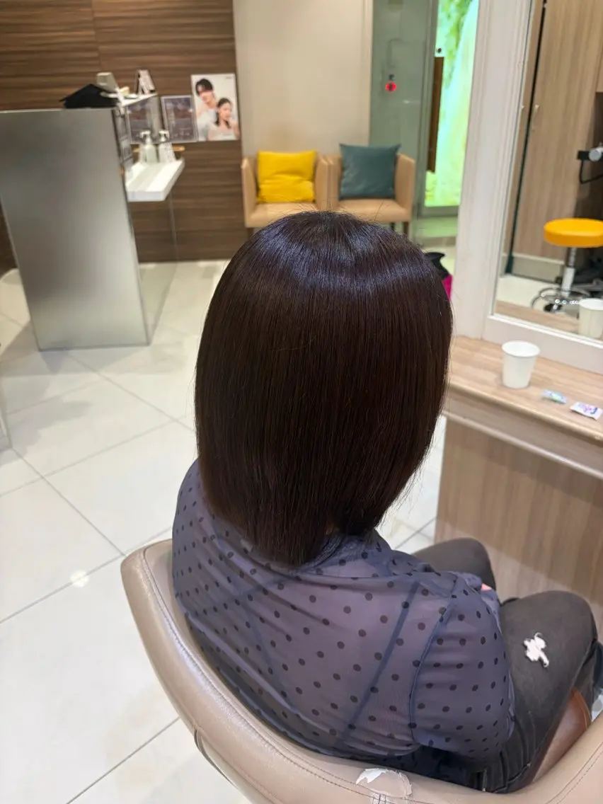 ミディアム ピンクブラウン ヘアカラー 中飯 雪乃のヘアスタイル