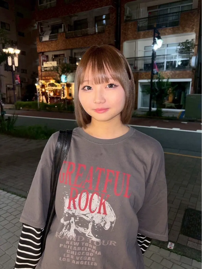 ショート カラー ブラウンカラー 後藤 こなんのヘアスタイル